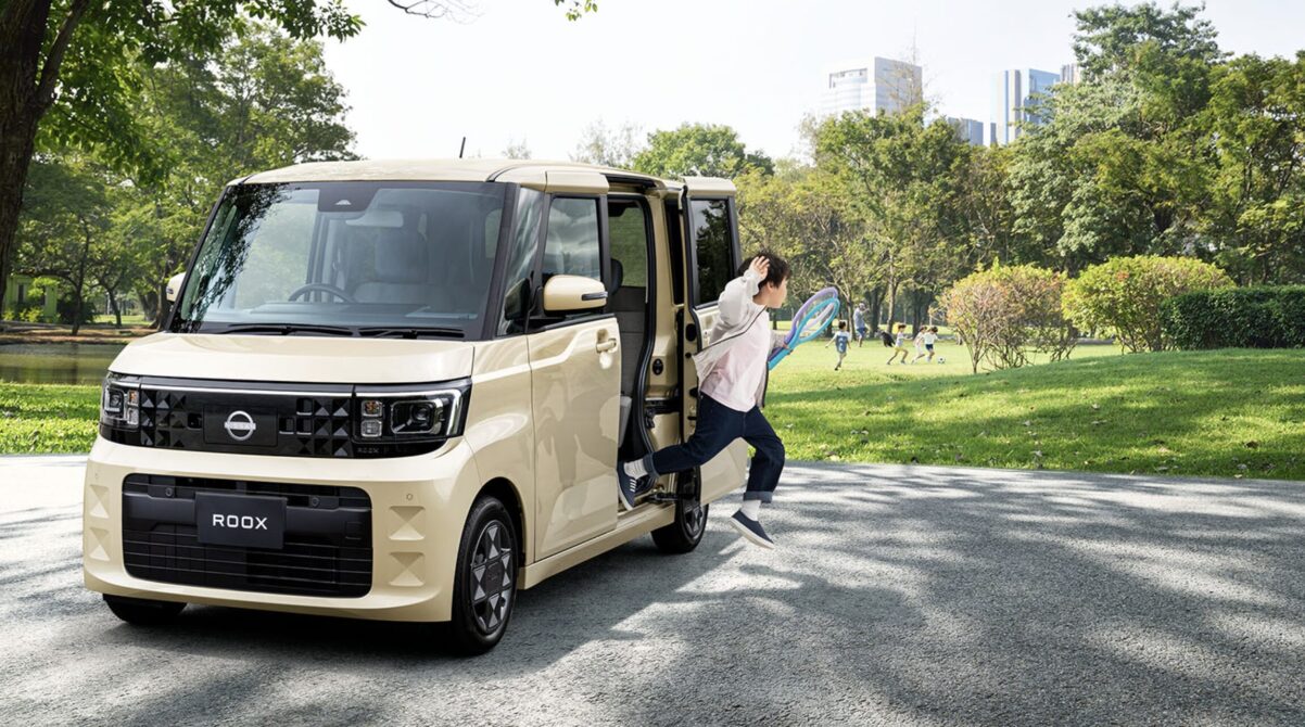 【速報】新型ルークス、2025年秋に発売決定!内外装のデザインから軽自動車初の新機能まで、進化の全貌を徹底解説!