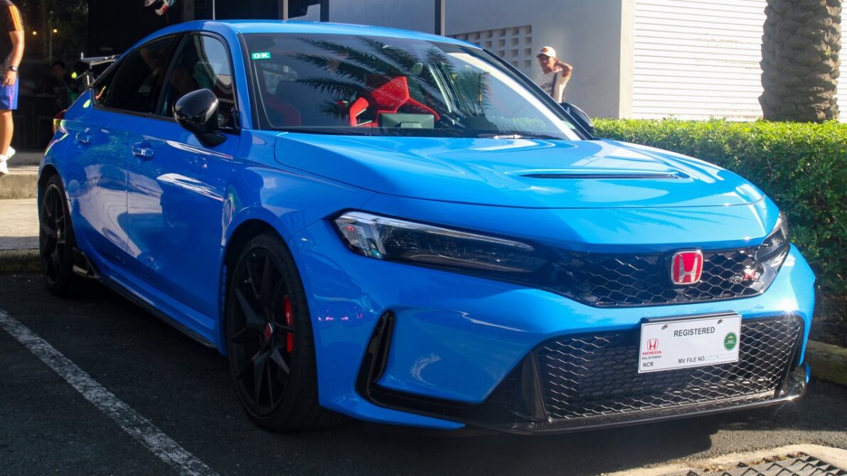 GRカローラ・フェアレディZ NISMOとの違い