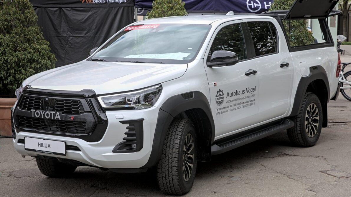 新型ハイラックスのエクステリア