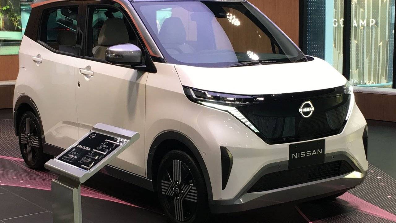 サクラのマイナーチェンジは待つべき?買い時を判断