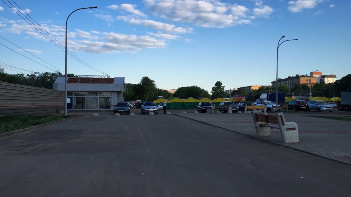 車中泊車種の就寝スペース比較