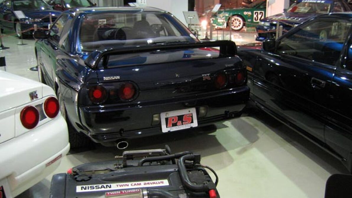 新型スカイラインは待つべき？買い時を徹底分析