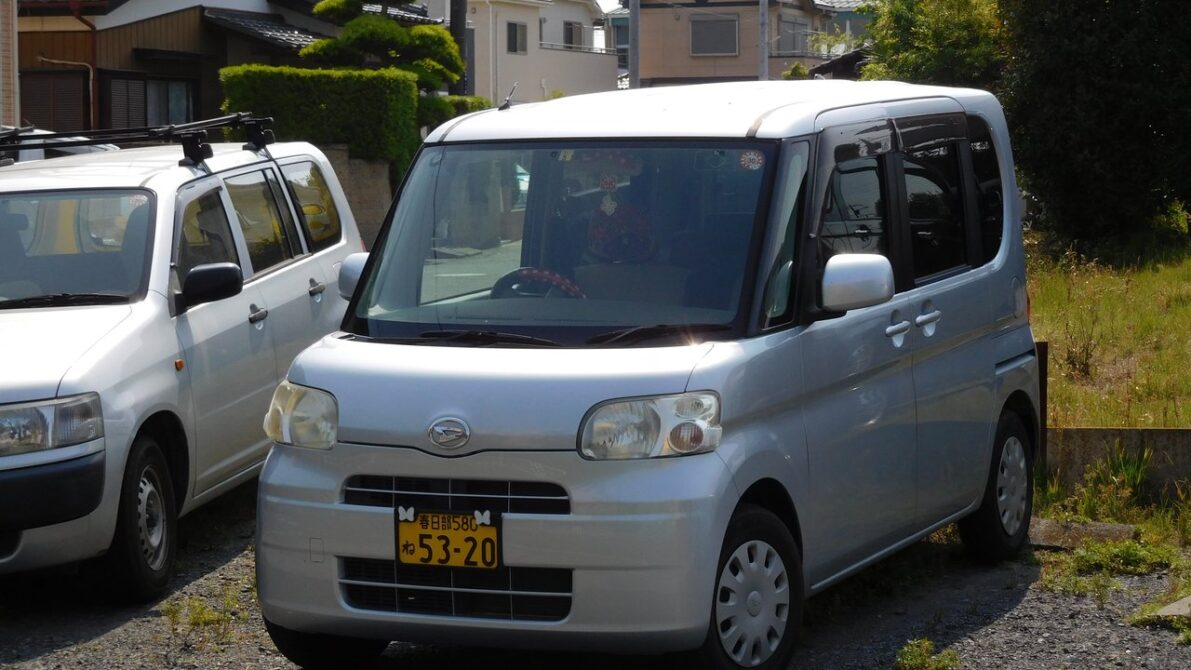 ダイハツタント