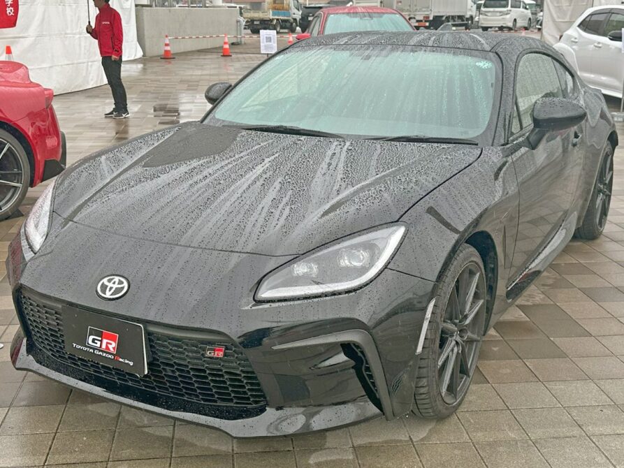 トヨタGR86（ZN8）のフロントグリルとGRロゴ