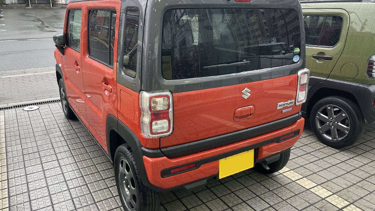 現行(2代目/MR92S系)ハスラーの外観(リア)。2026年5月MC後の4型も同じ2代目内の一部改良